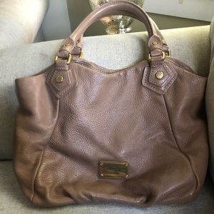 Marc by Marc Jacobs shoulder bag in “Cement”